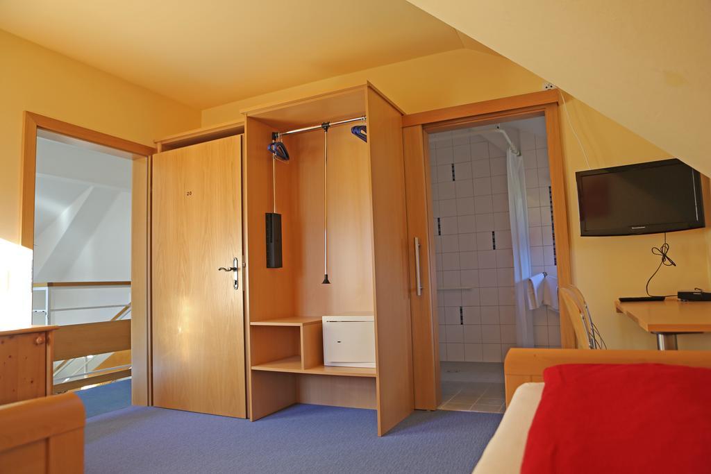 מלון גוסאו Haus Der Begegnung מראה חיצוני תמונה
