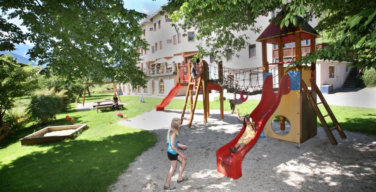 מלון גוסאו Haus Der Begegnung מראה חיצוני תמונה